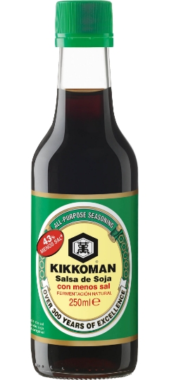 Salsa de soja Kikkoman baja en sal
